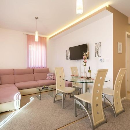 Apartment Sara - Free Parking For 2 Cars Zagreb Dış mekan fotoğraf